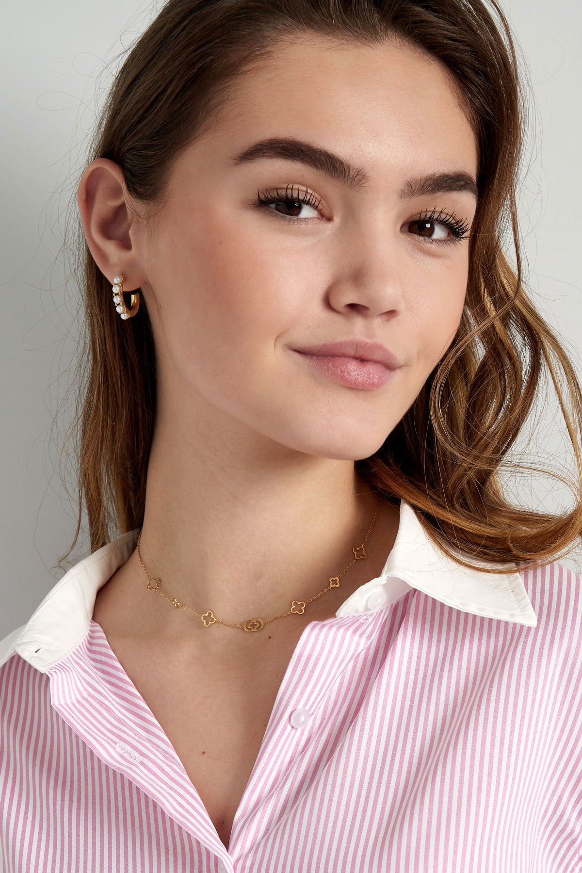 Collar clasico con dijes tréboles 