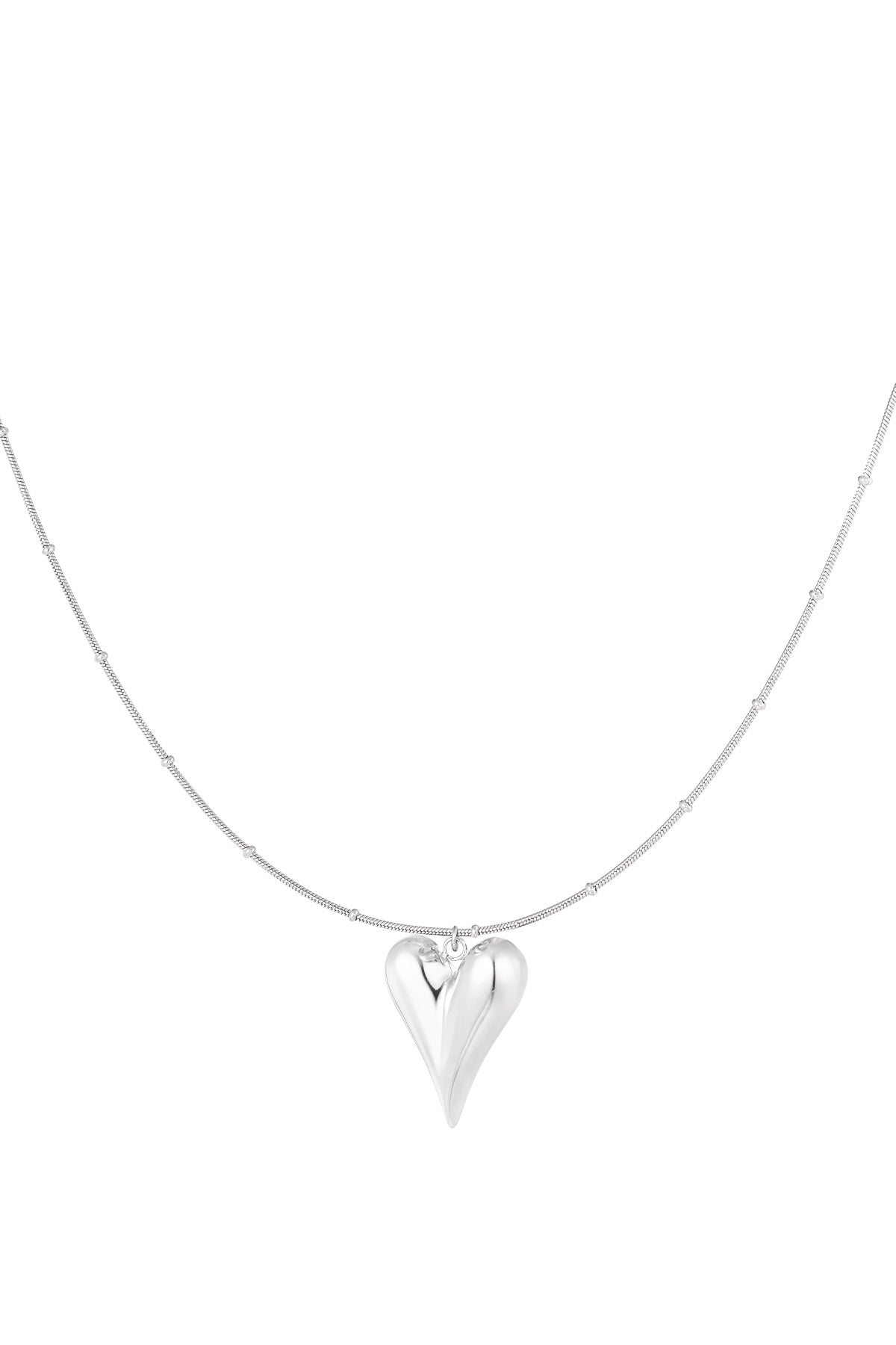 Collar con charm corazón