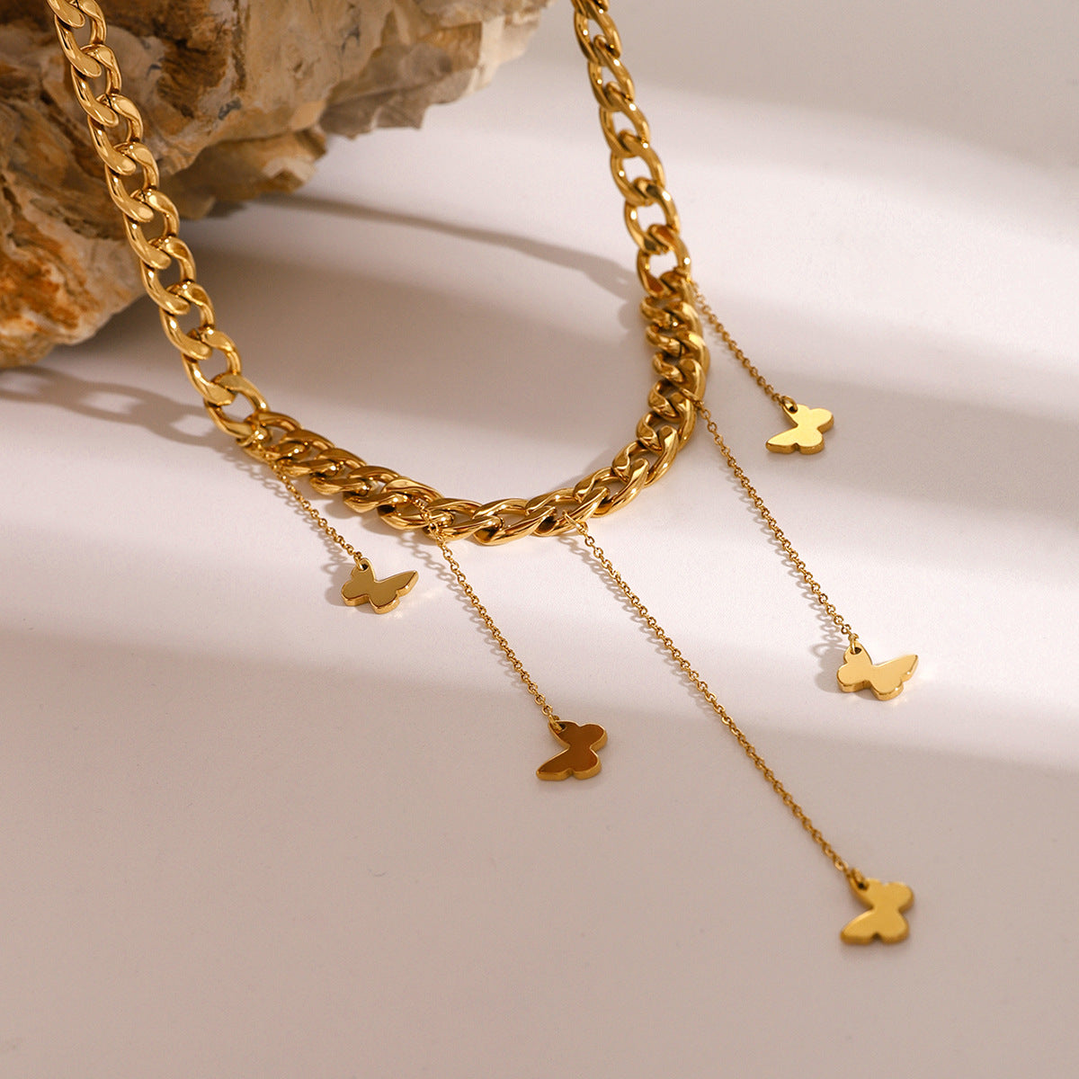 Collar eslabones con mariposas