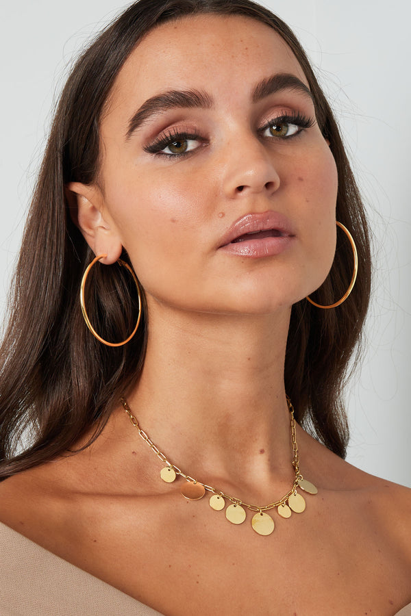Medium basic hoops - gold