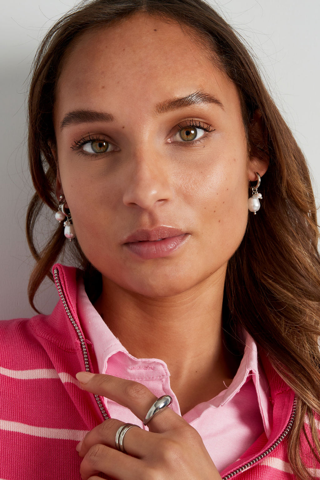 Simple earring with pearl 