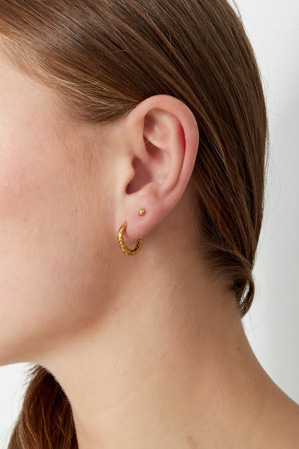 Hoops