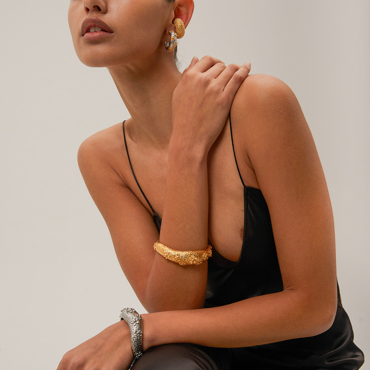 Pendientes con diseño de flores retro