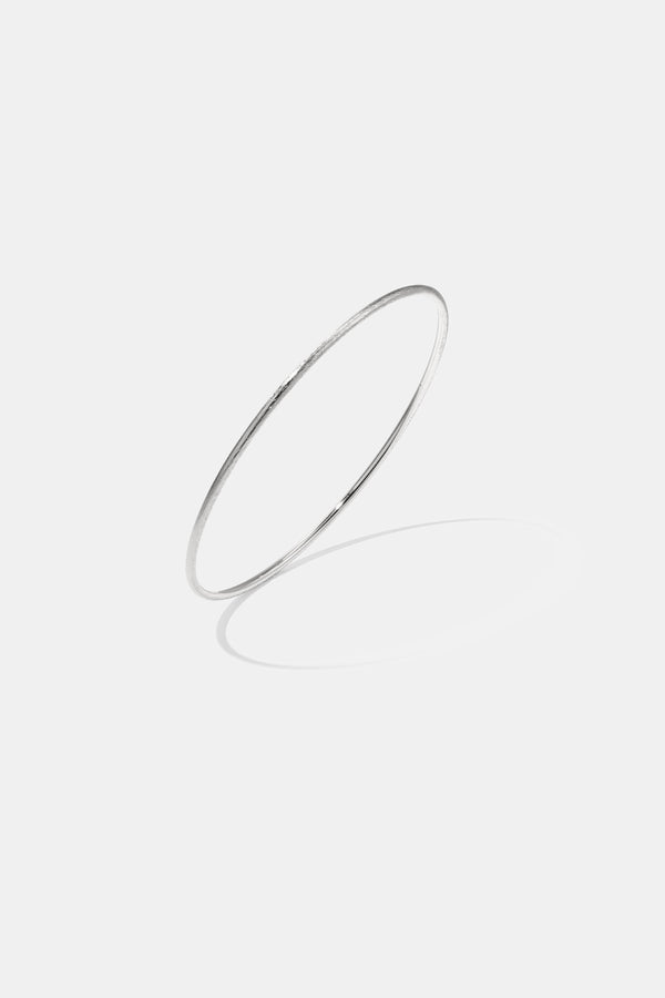 Elegant Lumé Stainless Steel Bangle for Everyday Wear