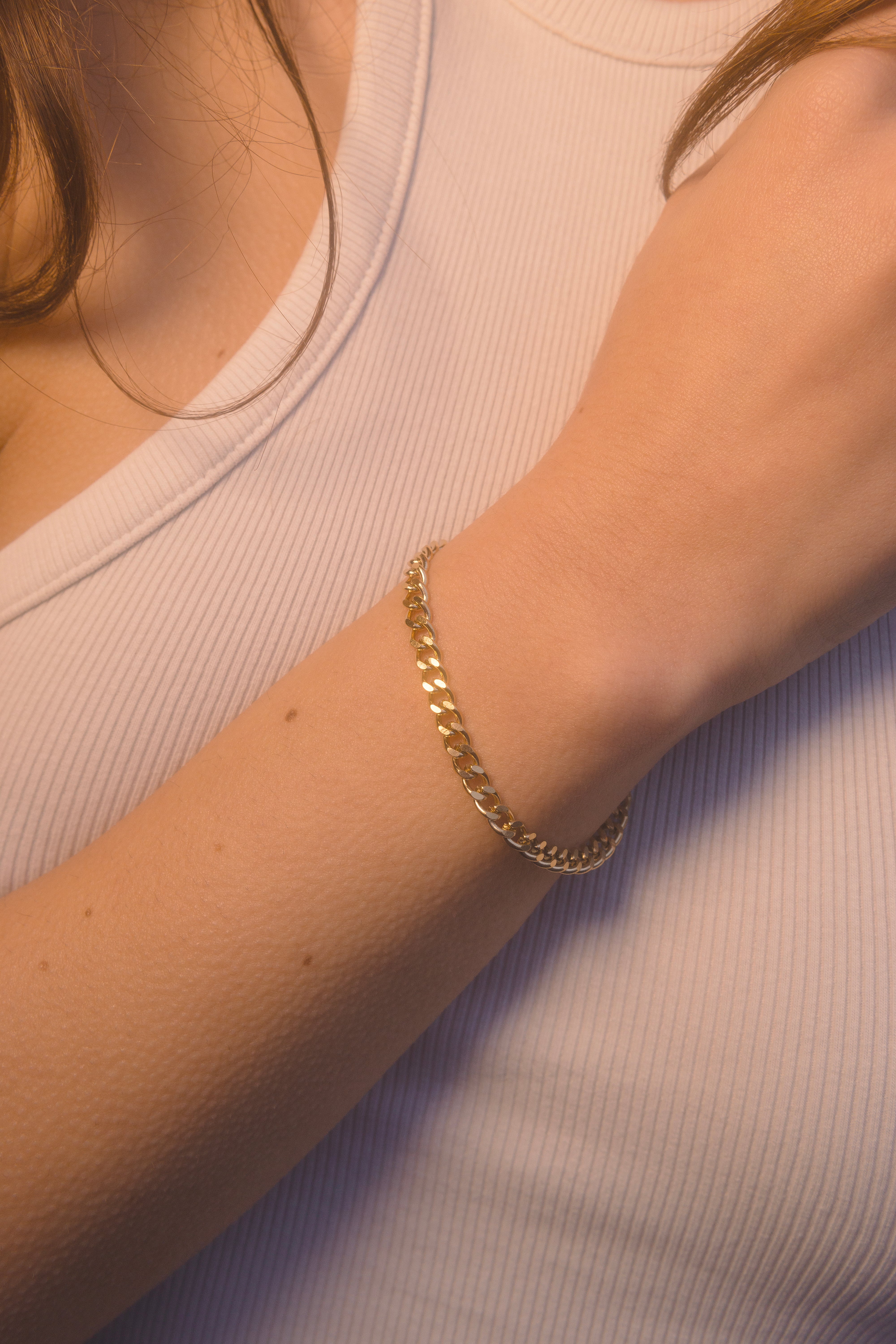 Pulsera de eslabones dorados clásicos