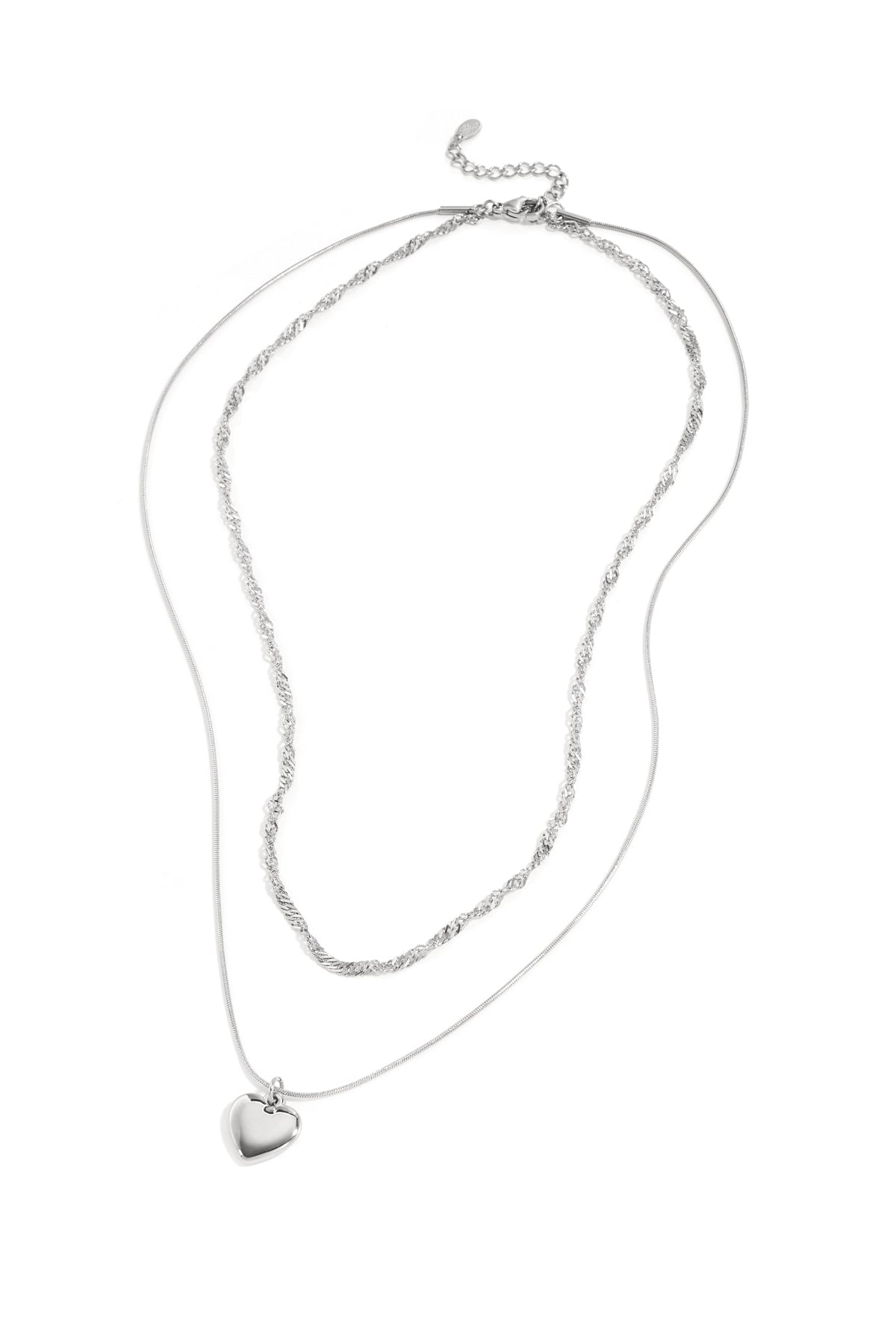 Collar en capas con dije de corazón