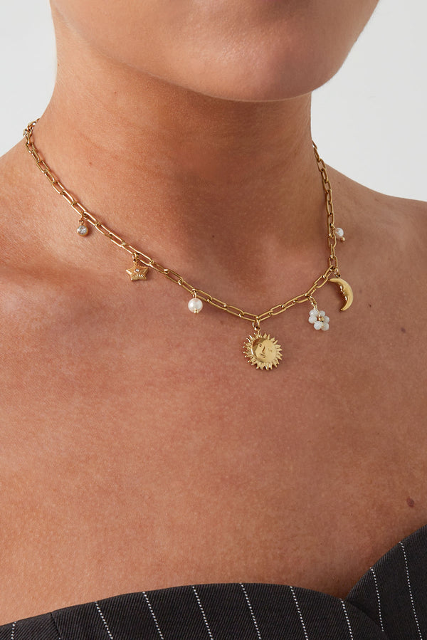 collar de brillo eterno