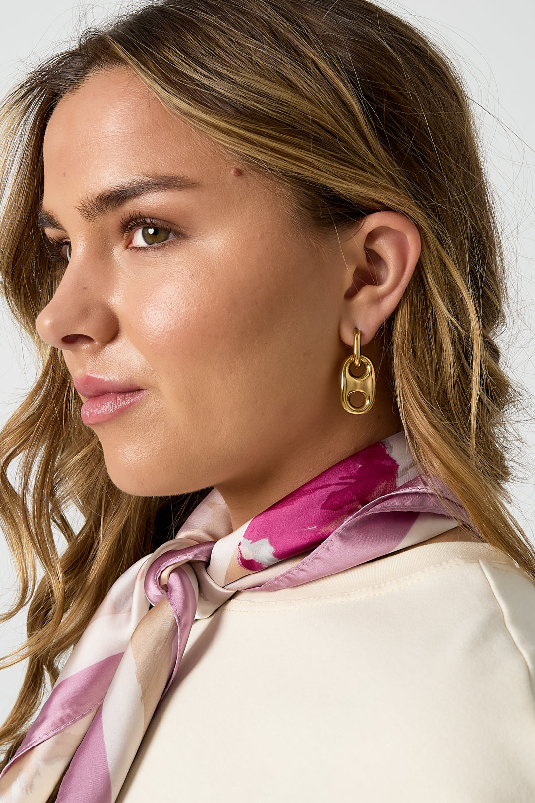 Earrings Secondary product image