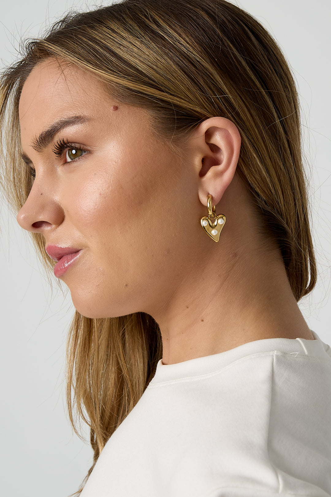 Earrings Secondary product image
