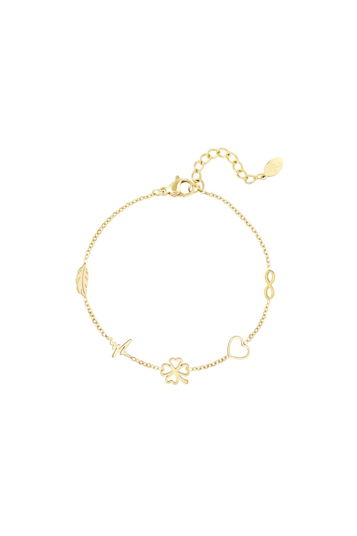 Pulsera minimalista con charms 