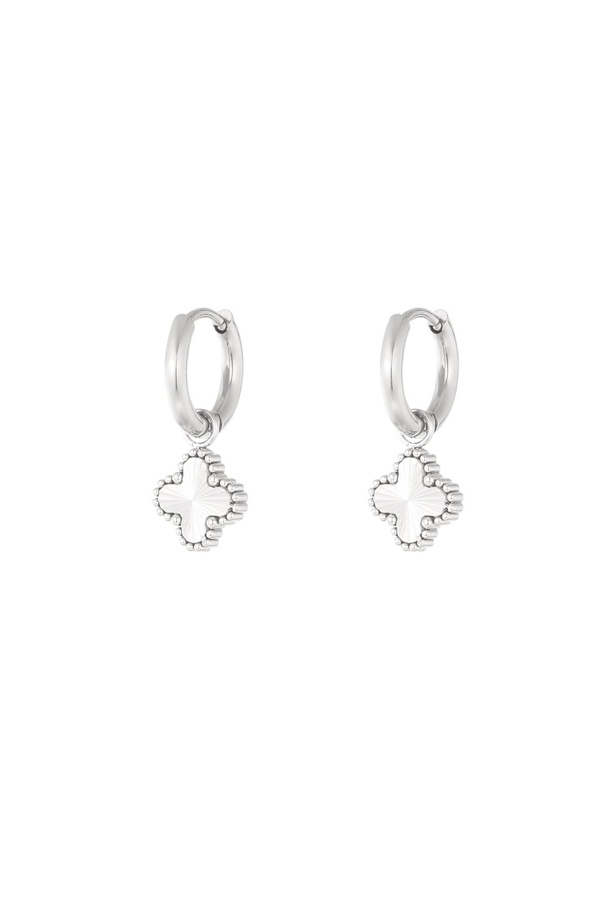 clover class earrings Main product image