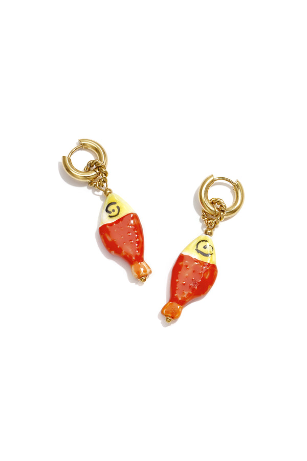 Ceramic beads and fish-shaped earrings
