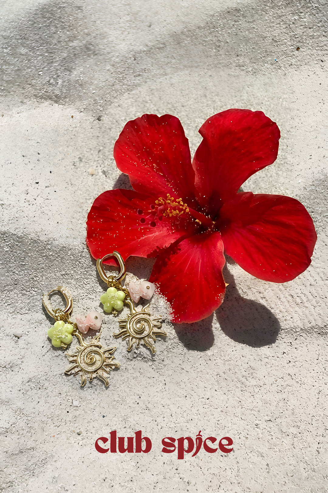 Elegant Gold Drop Earrings for Spring/Summer