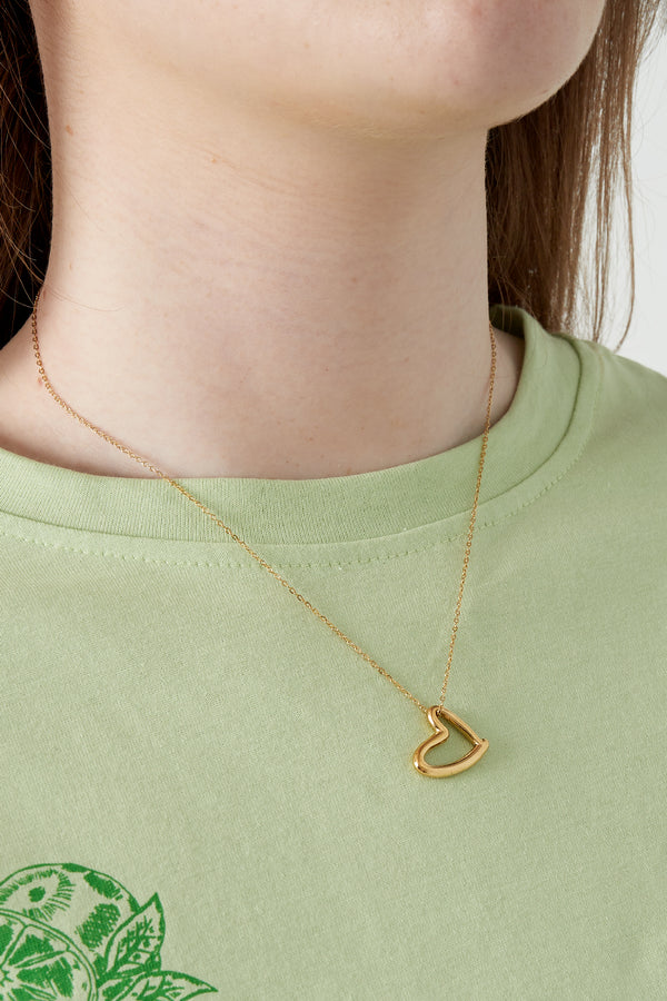 Collar de mini corazón