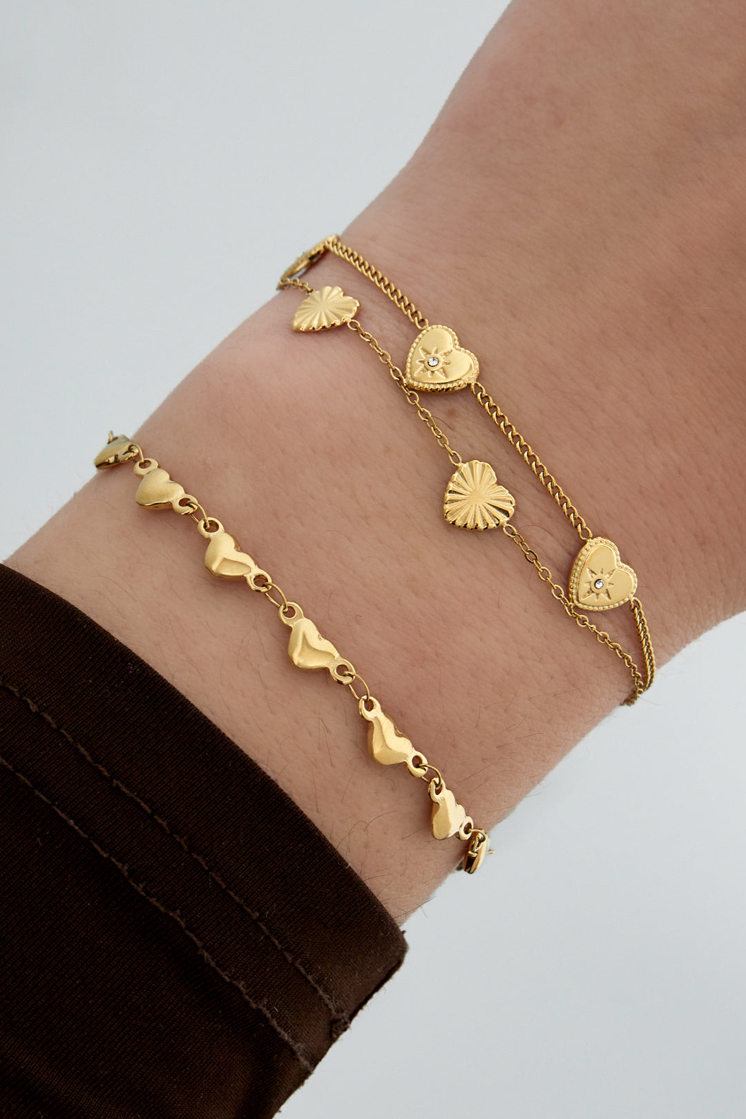 Pulsera de múltiples corazones Imagen secundaria del producto