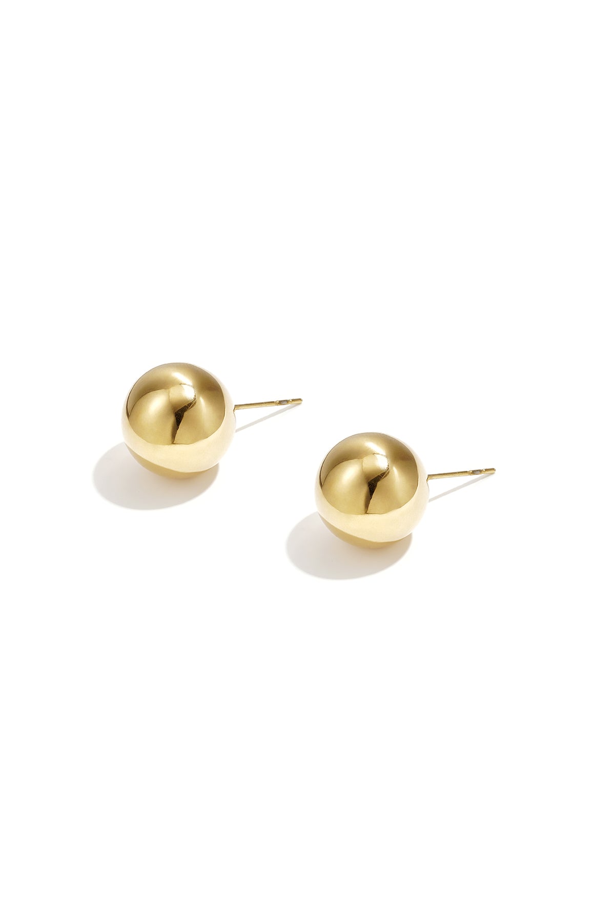 Stylish Stainless Steel Stud Earrings for Daily Wear Imagen principal del producto