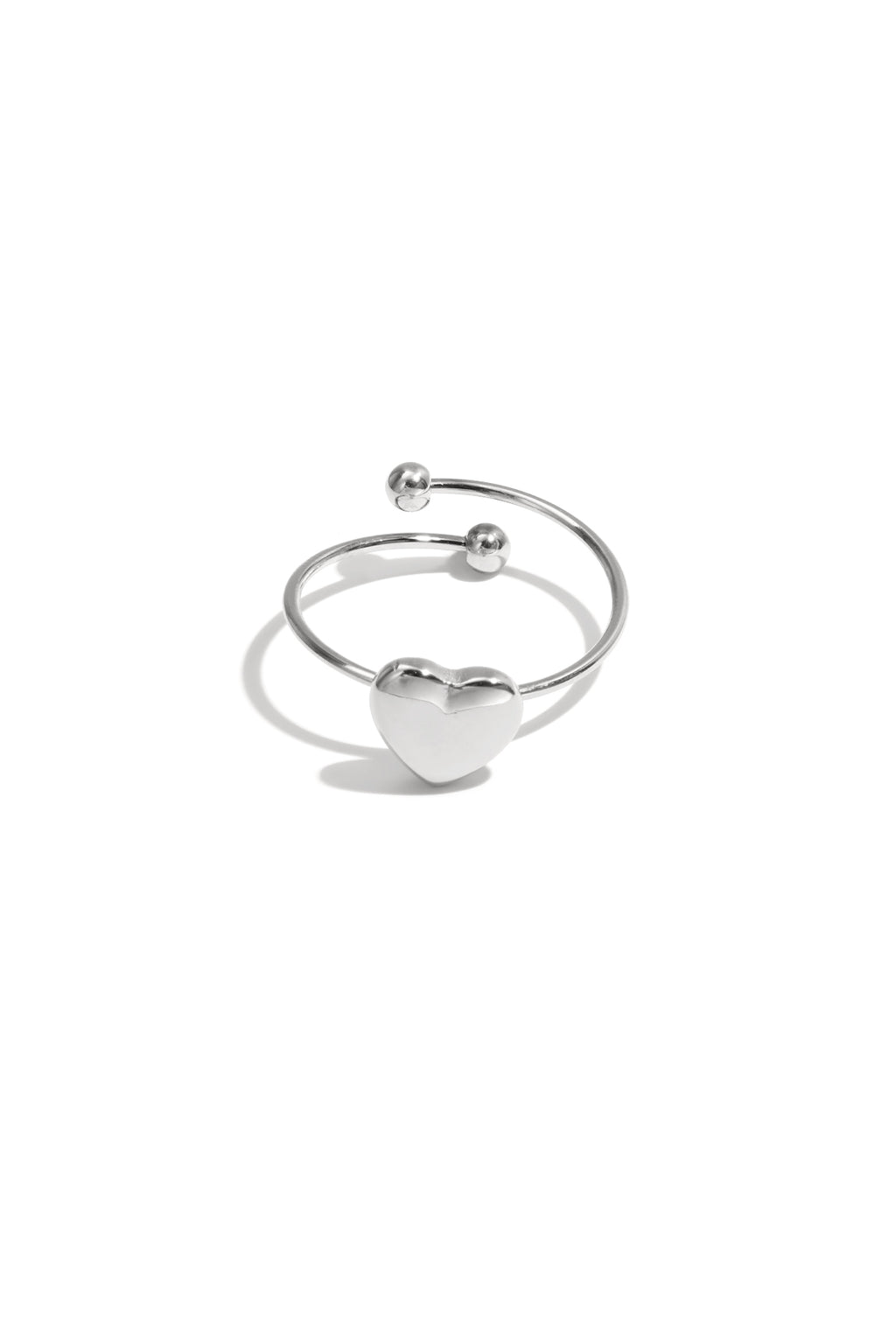 Simple small heart ring
