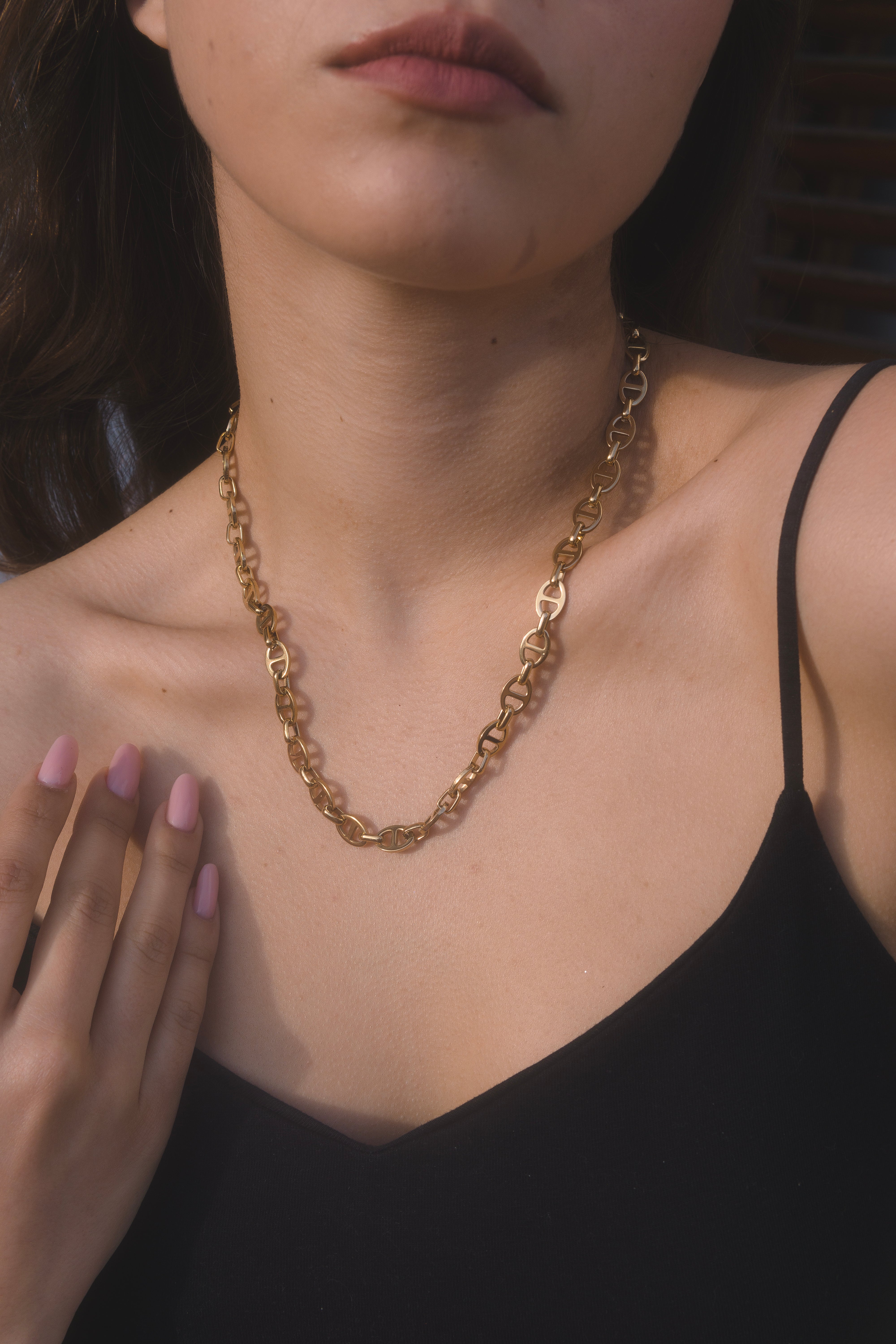 Collar de eslabones dorados ovalados