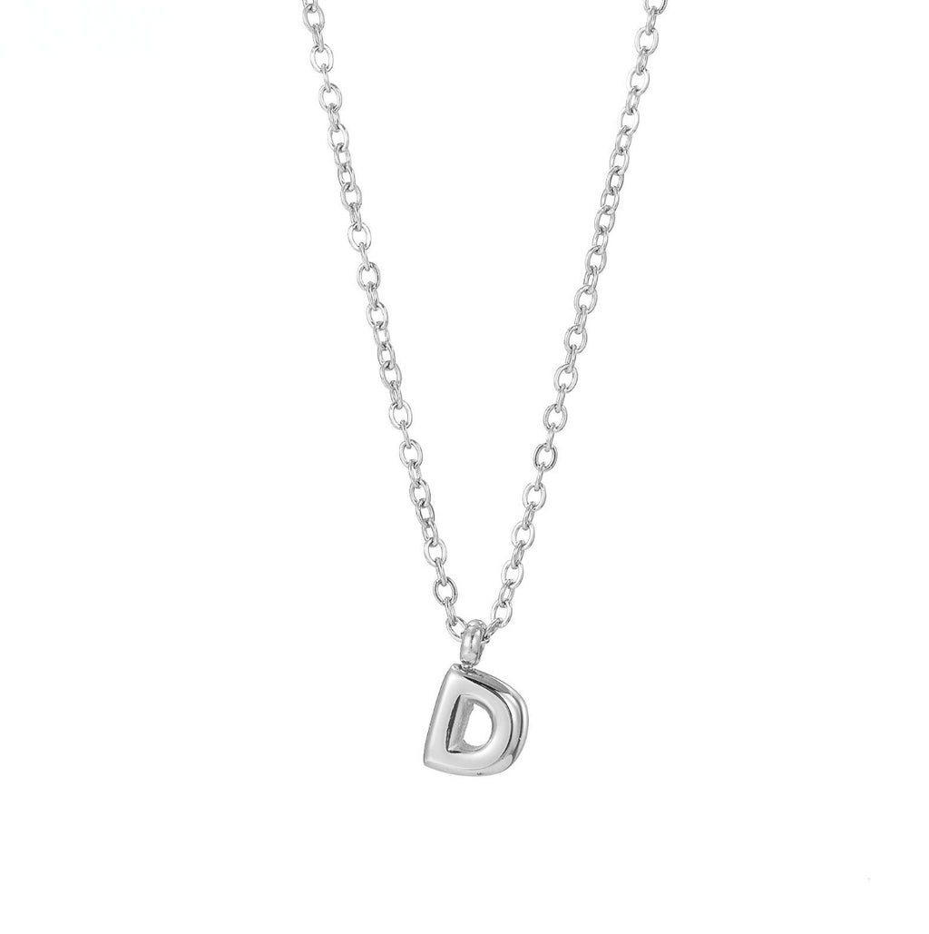 Collar con letra（D）