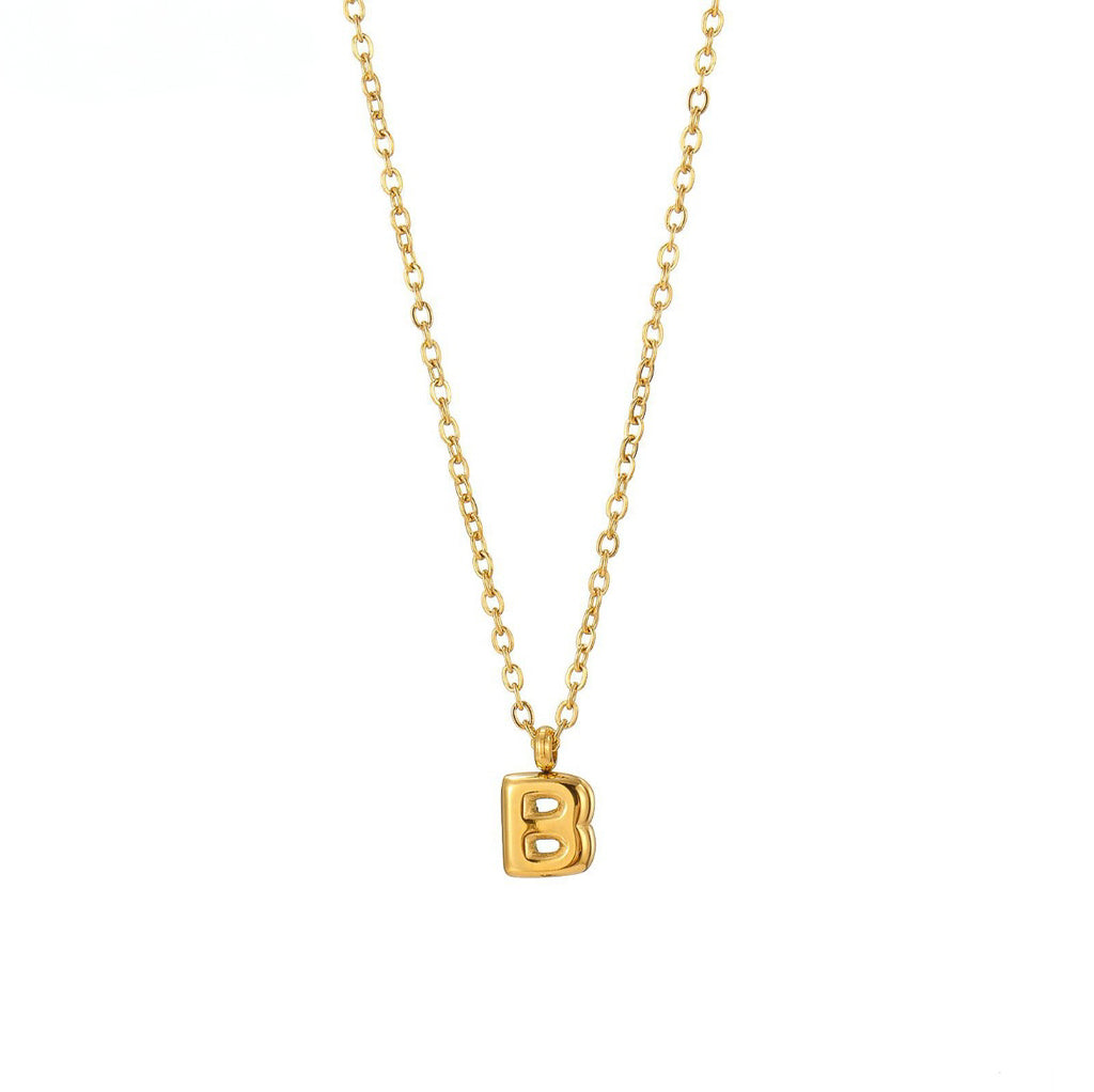 Collar con letra（B）