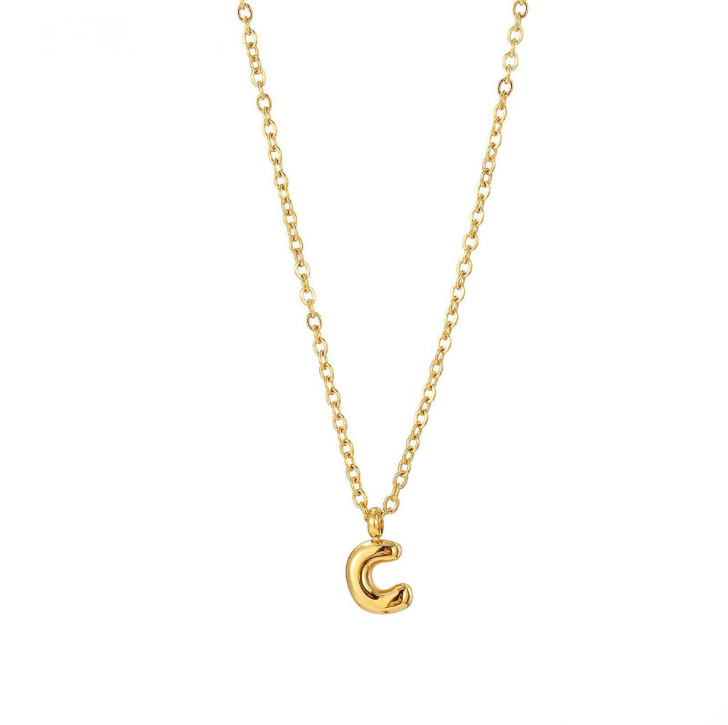 Collar con letra（C）