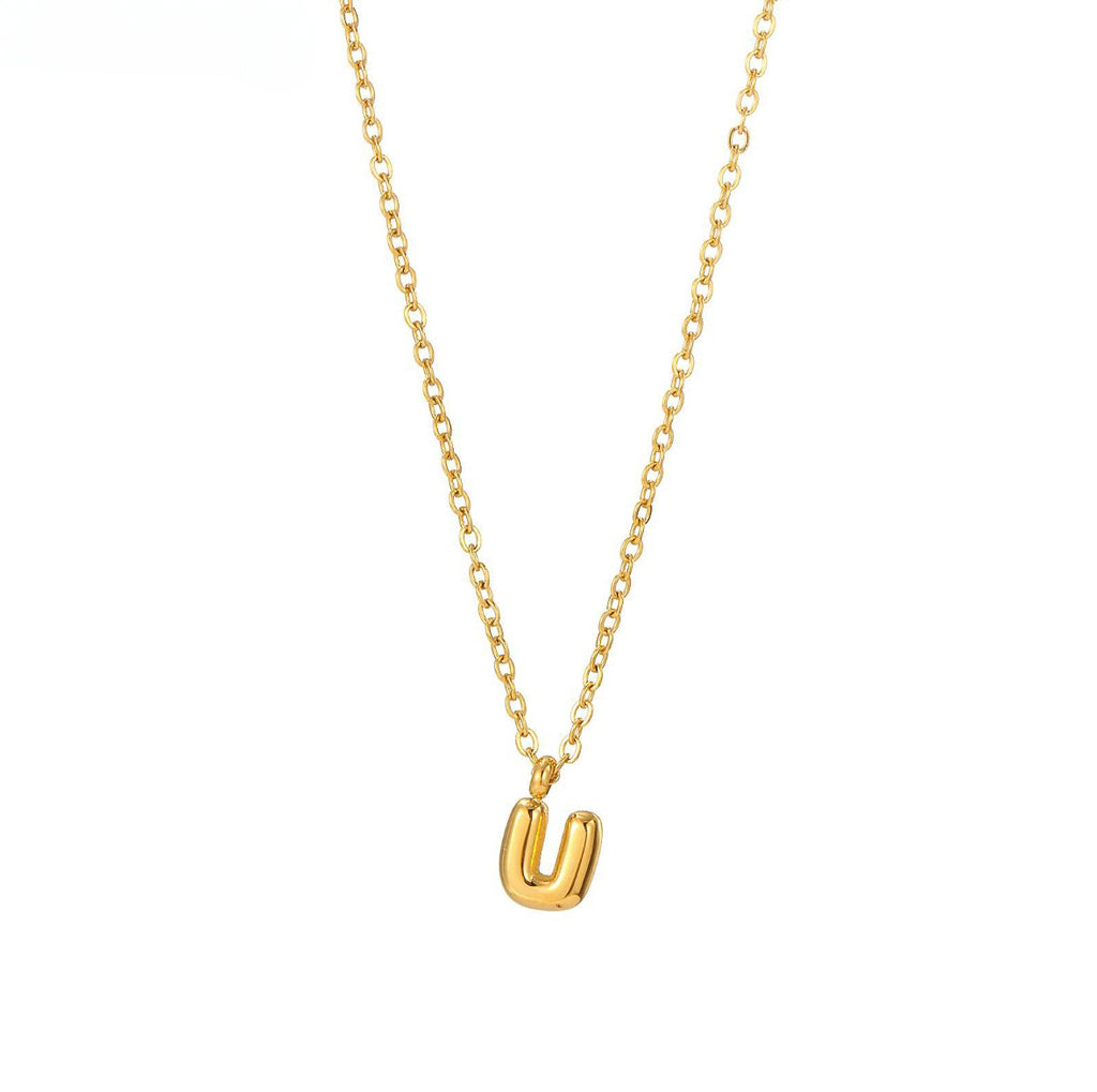 Collar con letra（U）