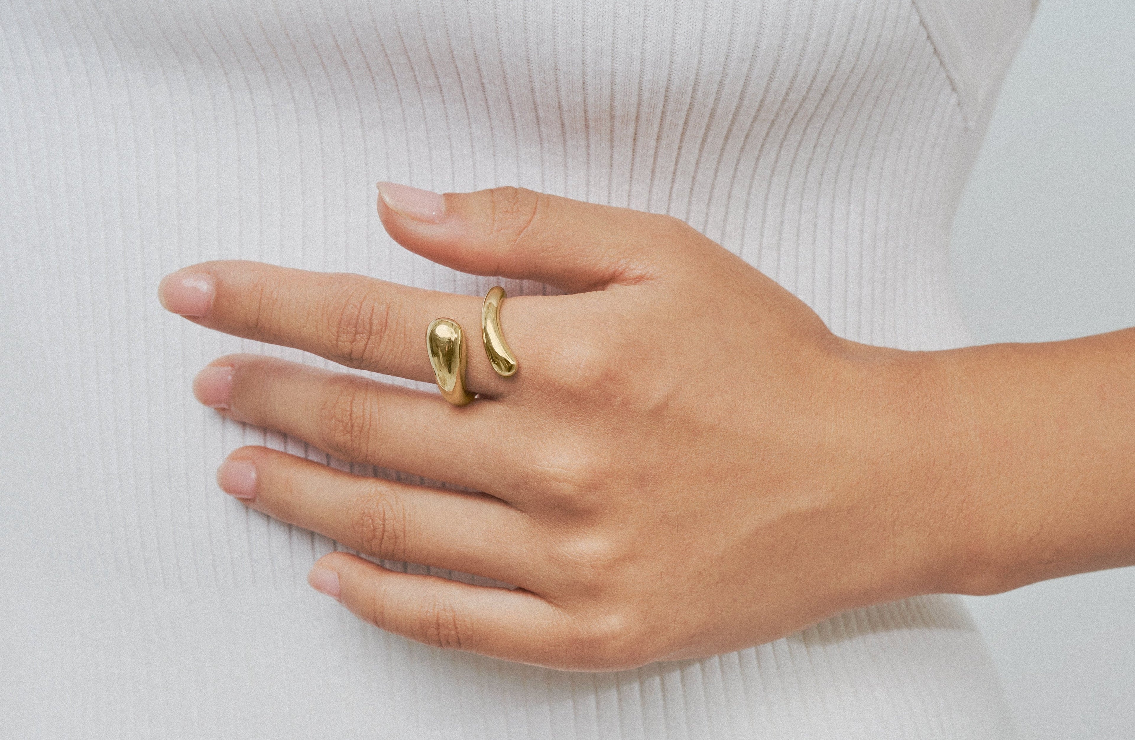 Anillo Abrazo Ancho