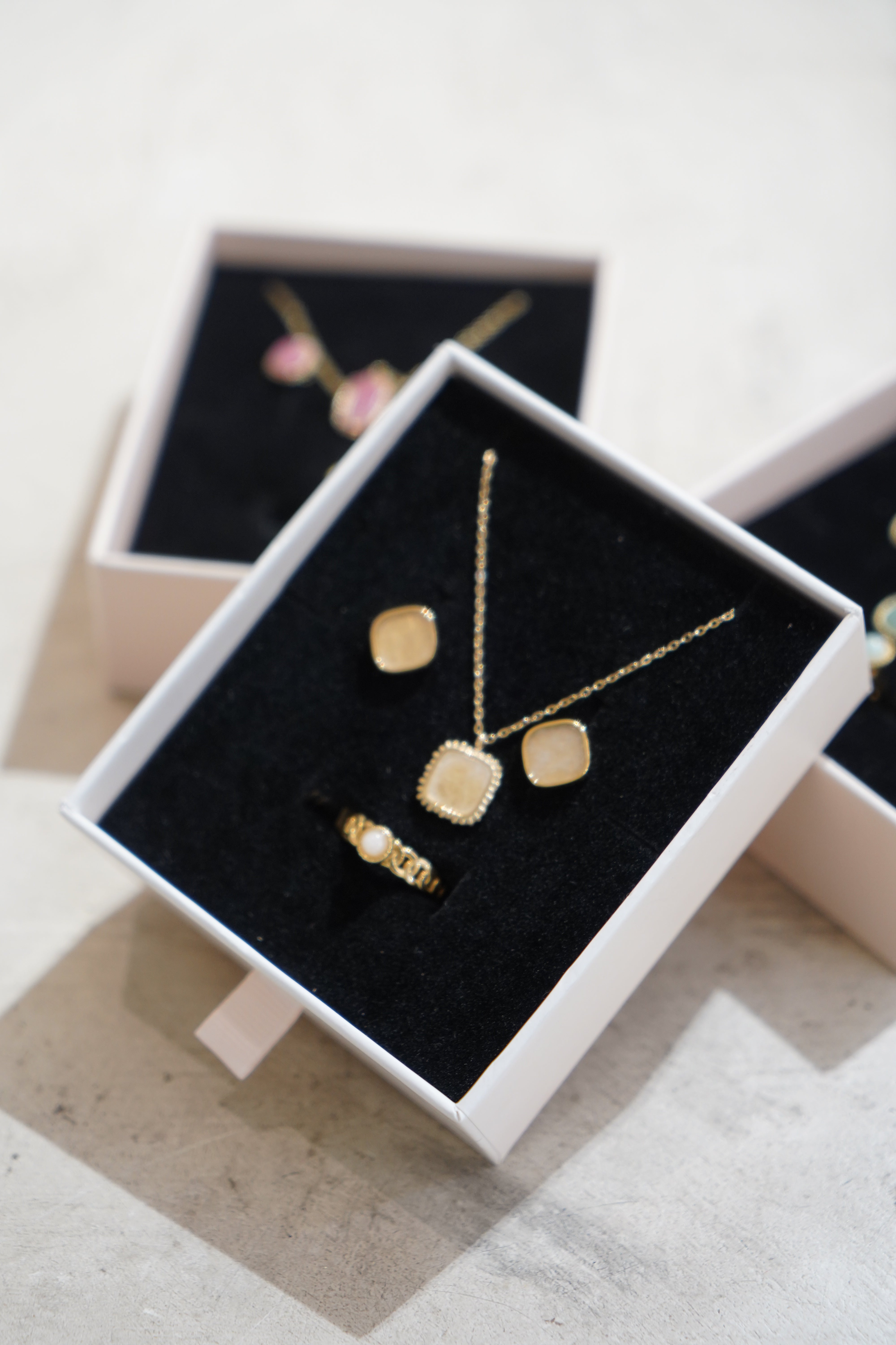 Pendientes Sunstone