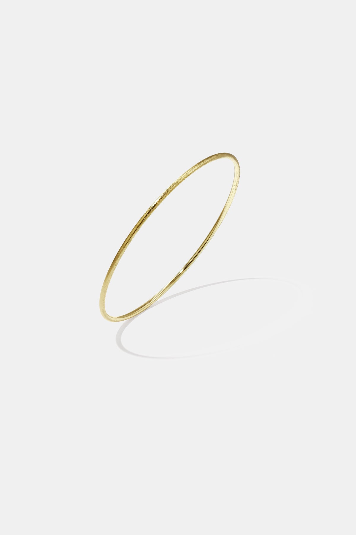 Elegant Lumé Stainless Steel Bangle for Everyday Wear Imagen principal del producto