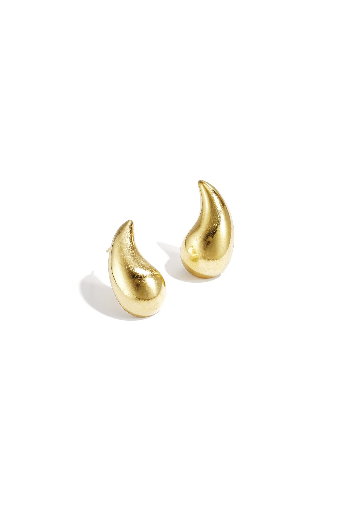 Elegant Simple Droplet Stud Earrings for Everyday Glam Main product image