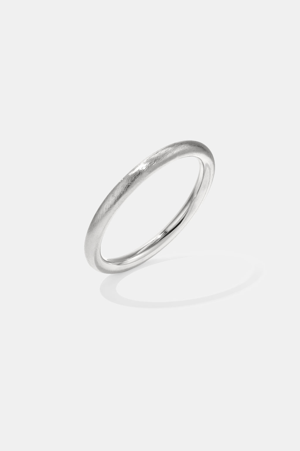 Lumé Simple Circle Bangle - All Fit, Daily Wear