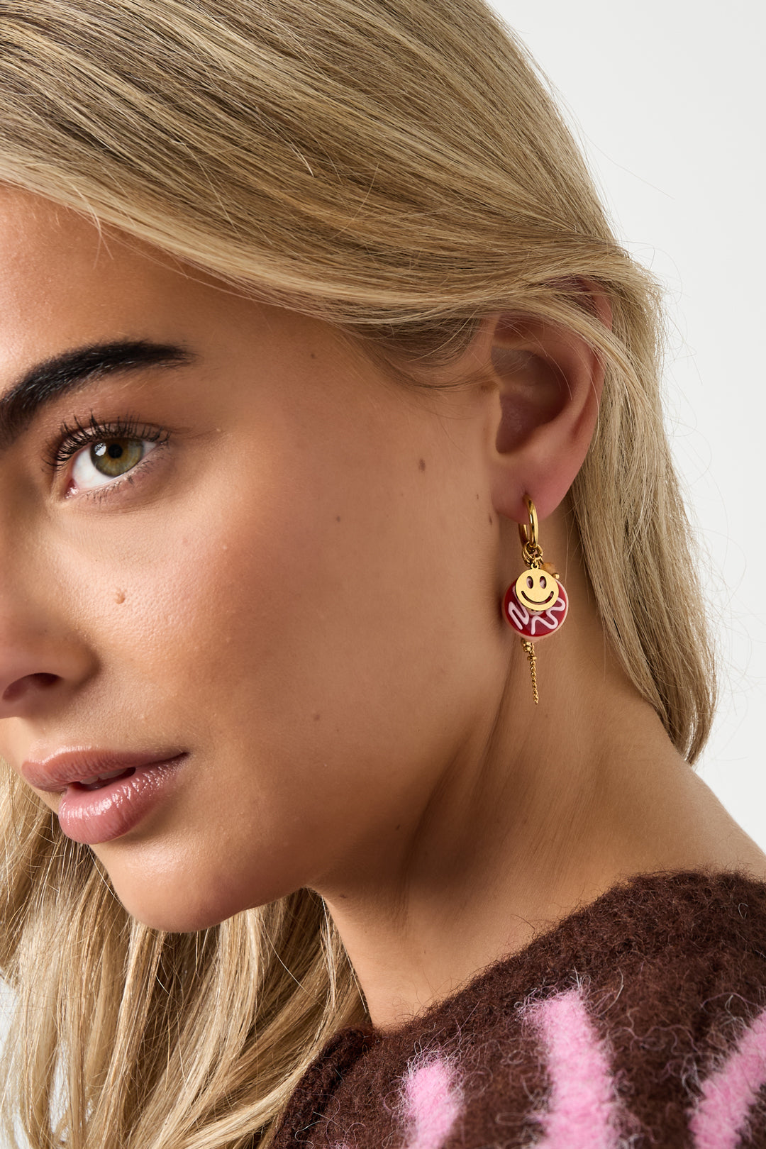 Dangle Earrings 